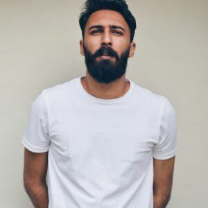 The Ultimate Classic White Fit – Effortless Style & Comfort